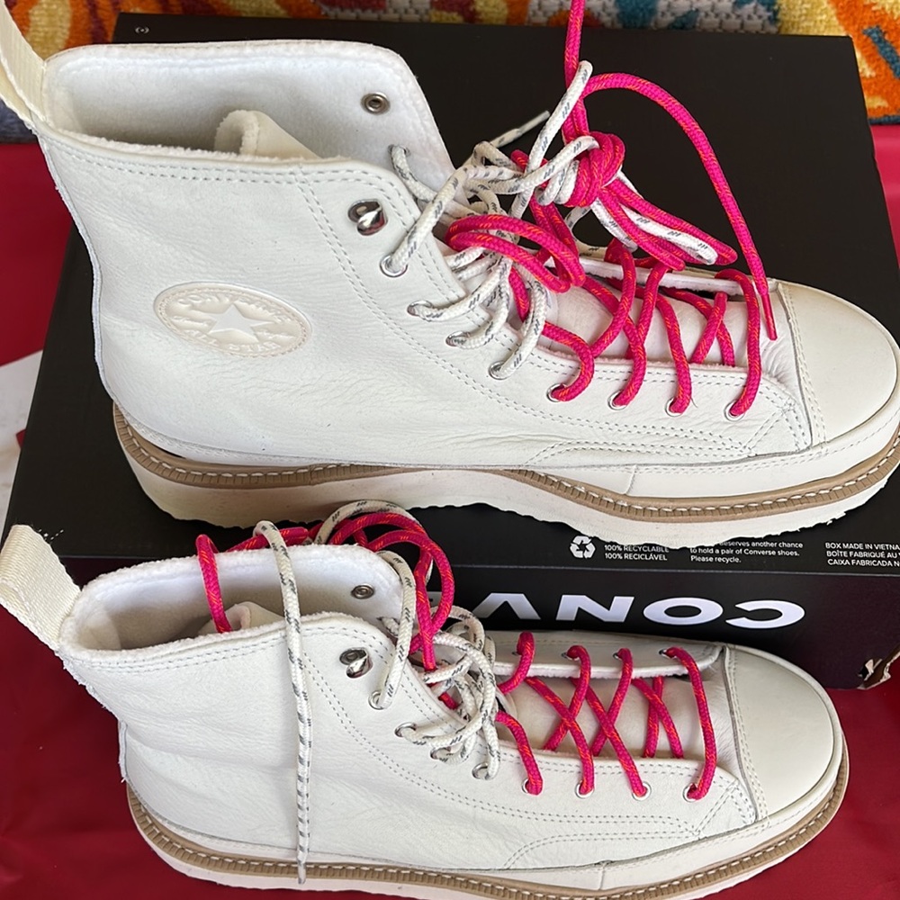 Converse 173212C
CHUCK TAYLOR CRAFTED BOOT HI
EGRET/NATURAL IVORY/PRIME PNK
WMNS - Picture 3 of 16